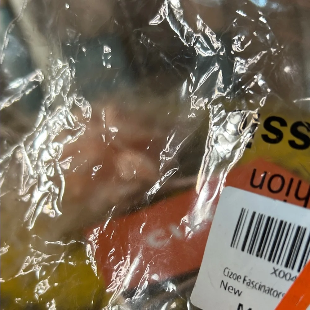 Chic Blush Feather Fascinator Headband - Picture 12 of 13